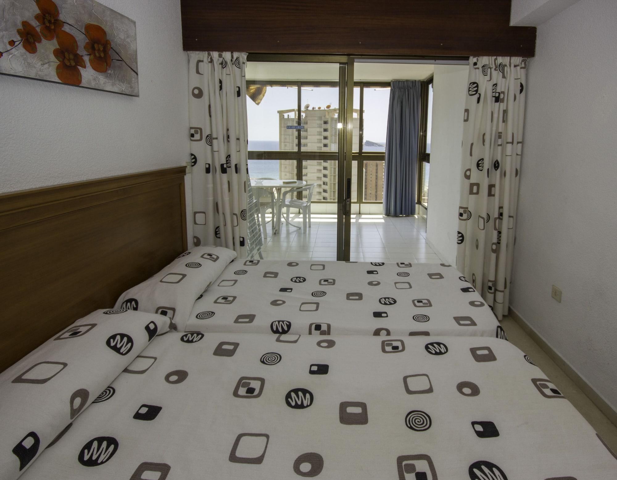 Apartment Gemelos 2 *